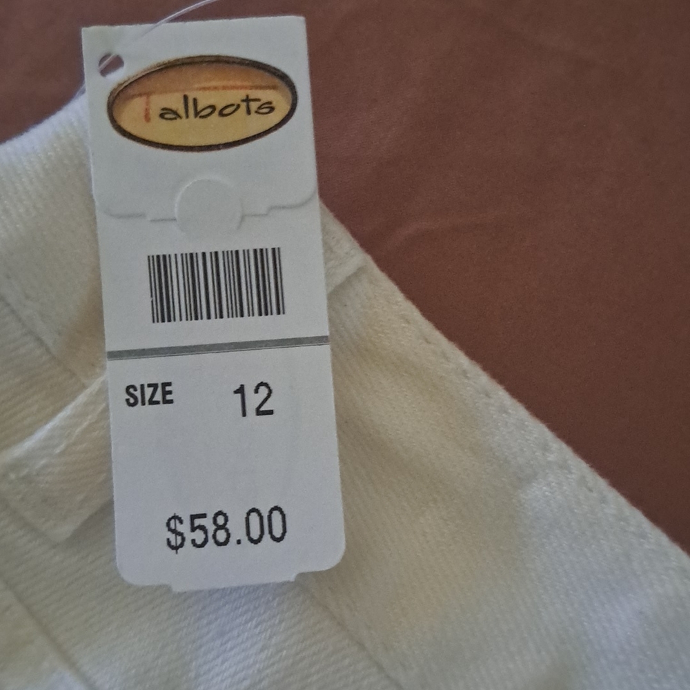 Ladies Capri Pants - Picture 5 of 5